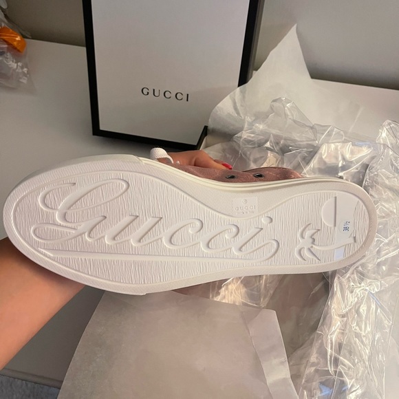 AUTHENTIC GUCCI SHOES SIZE 9 - Picture 3 of 5